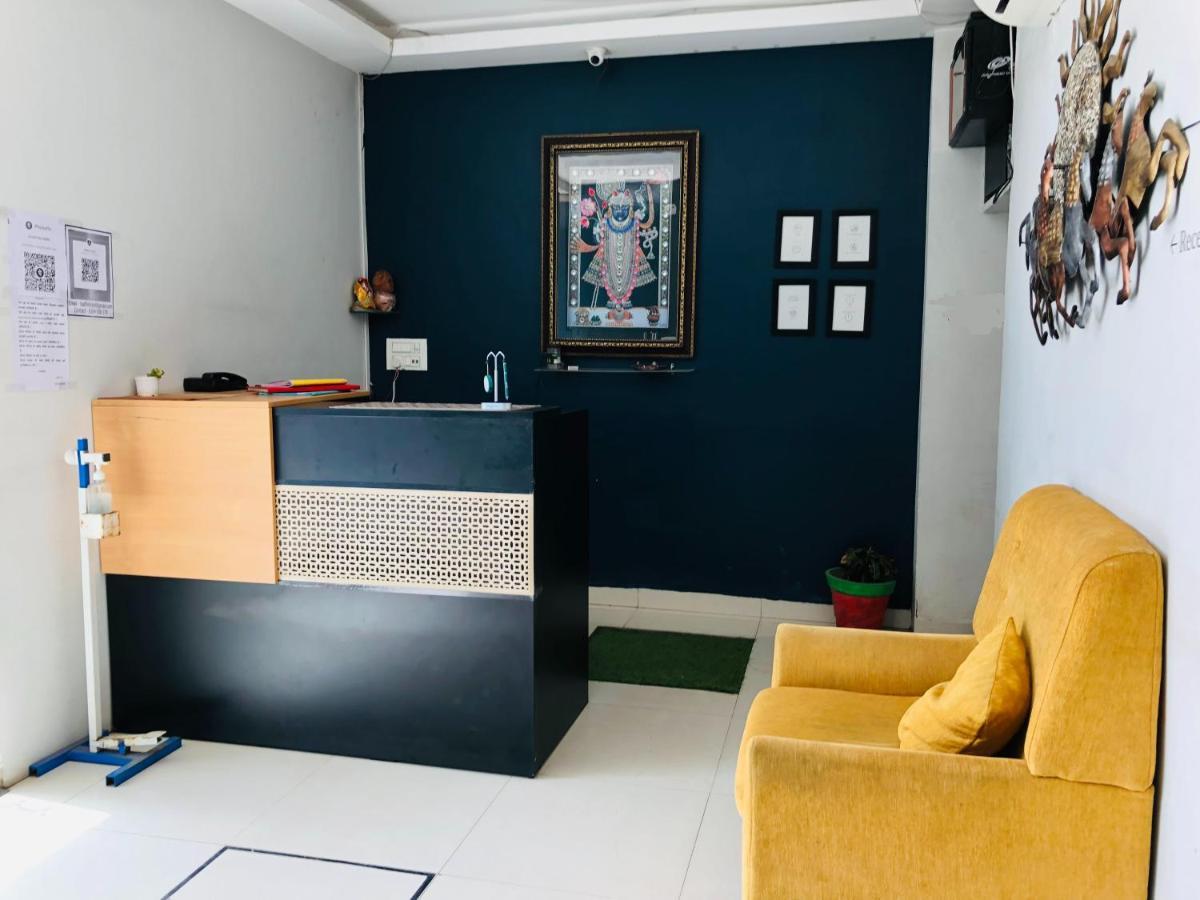 Hotel Ballfin Indore Indaur Kültér fotó