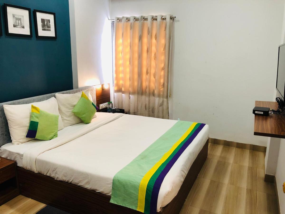 Hotel Ballfin Indore Indaur Kültér fotó